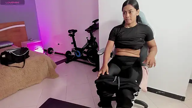 cristal crossfitx online show from May 7, 2026, 10:20 am