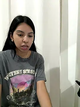 Snapshot of Valeedoll chatting on September 11, 2025, 4:45 am Valeedoll online show from September 11, 2025, 4:45 am