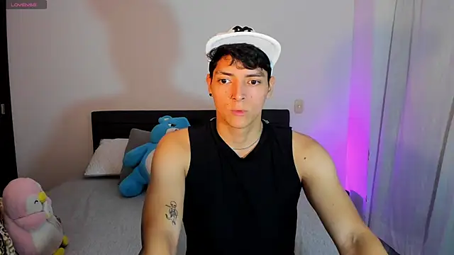  JacobMiller   online show from October 6, 2025, 7:11 pm