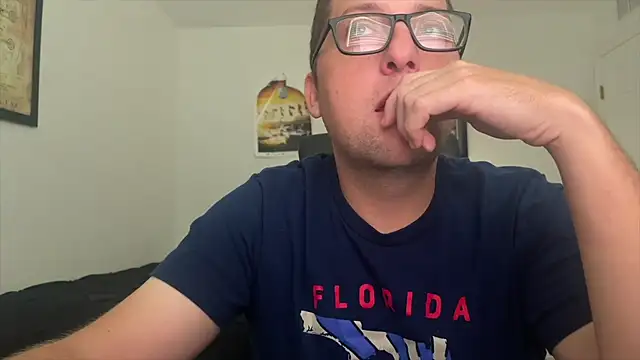 Milflover96 online show from September 19, 2025, 4:18 pm