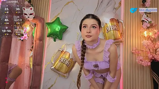 Snapshot of LissaDupont chatting on October 4, 2025, 10:57 am LissaDupont online show from October 4, 2025, 10:57 am