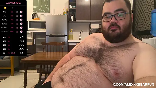 alexxxbear online show from November 12, 2025, 11:54 am