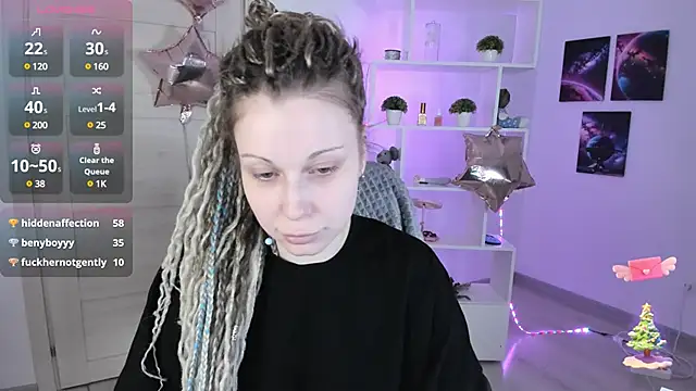 Snapshot of HoneySallyMoore chatting on December 8, 2024, 8:58 pm HoneySallyMoore online show from December 8, 2024, 8:58 pm