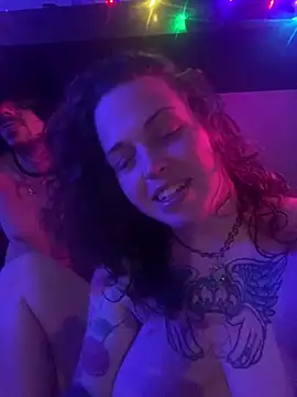 Snapshot of favoritestepsis chatting on October 3, 2025, 7:27 am favoritestepsis online show from October 3, 2025, 7:27 am