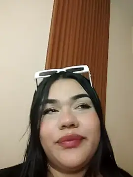 Snapshot of nikki_grey chatting on October 27, 2025, 9:52 pm nikki grey online show from October 27, 2025, 9:52 pm