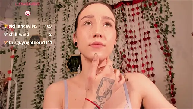 Snapshot of Smoke_of_soul_ chatting on February 17, 2025, 7:53 pm Smoke of soul online show from February 17, 2025, 7:53 pm