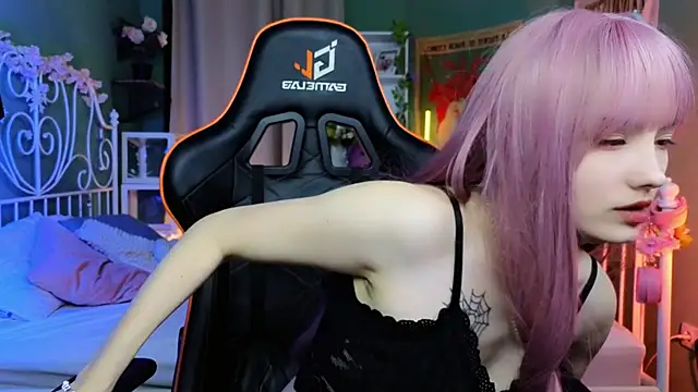 Akemi Sora  online show from March 4, 2025, 6:18 pm