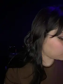 Snapshot of Solo_yoss chatting on June 7, 2026, 6:39 am Solo yoss online show from June 7, 2026, 6:39 am