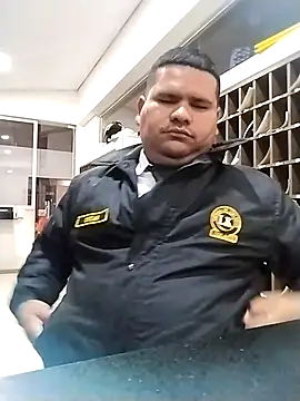 Snapshot of oscarshow24 chatting on March 22, 2025, 9:24 am oscarshow24 online show from March 22, 2025, 9:24 am