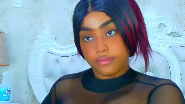 TianahGlow online show from February 28, 2026, 8:32 pm