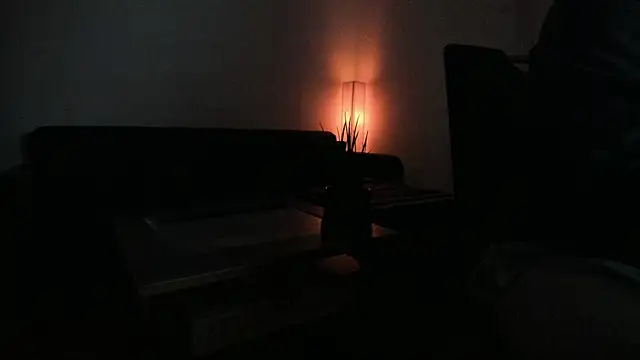 Snapshot of molicaremolicare chatting on November 4, 2025, 4:50 pm molicaremolicare online show from November 4, 2025, 4:50 pm