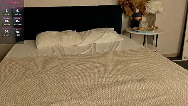 Lina Kiss Me online show from November 14, 2025, 5:11 pm