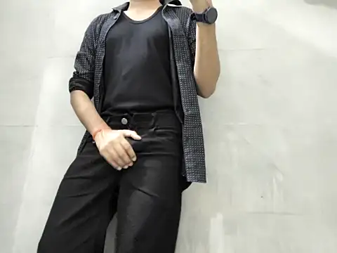 Snapshot of Lustyluckyy chatting on November 13, 2025, 10:47 am Lustyluckyy online show from November 13, 2025, 10:47 am