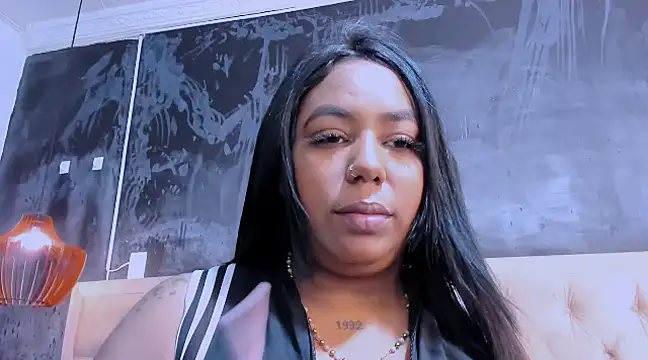 emma purple  online show from March 4, 2025, 6:29 pm