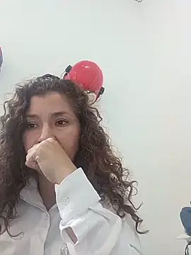 Snapshot of Cielo_carpentier69 chatting on July 23, 2026, 3:43 pm Cielo carpentier69 online show from July 23, 2026, 3:43 pm