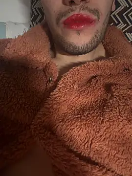 yaxxx03 online show from January 16, 2026, 8:35 pm