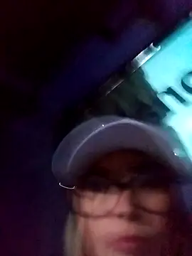 Snapshot of CandieGilson__ chatting on September 24, 2025, 10:51 am CandieGilson online show from September 24, 2025, 10:51 am