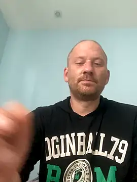 Krzysiekg123 online show from October 5, 2025, 2:59 pm