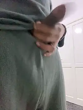Fuckboy2535 online show from February 17, 2025, 5:53 pm