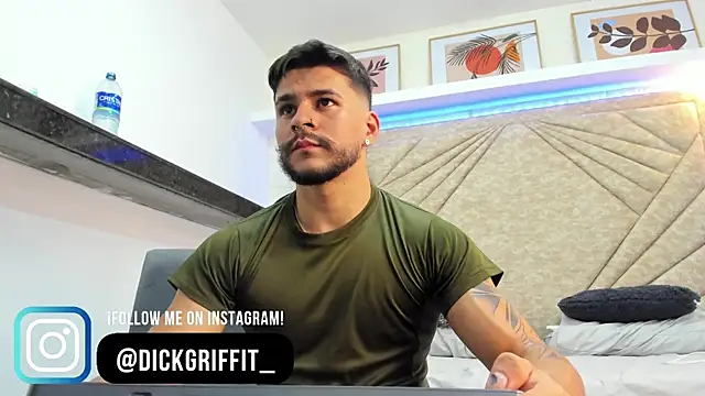 Snapshot of DickGriffith_ chatting on February 13, 2025, 3:35 pm DickGriffith online show from February 13, 2025, 3:35 pm