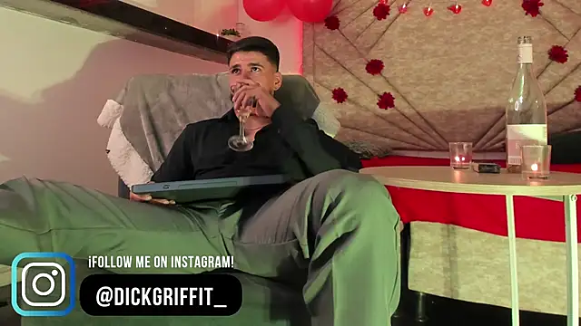 Snapshot of DickGriffith_ chatting on February 15, 2025, 8:22 am DickGriffith online show from February 15, 2025, 8:22 am