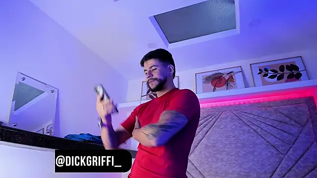 Snapshot of DickGriffith_ chatting on February 19, 2025, 12:11 pm DickGriffith online show from February 19, 2025, 12:11 pm