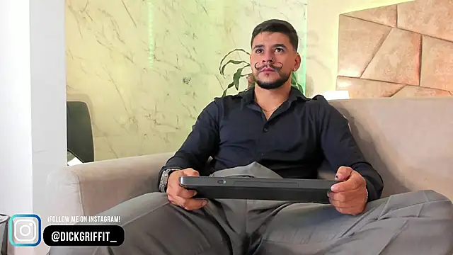 Snapshot of DickGriffith_ chatting on March 16, 2025, 2:33 pm DickGriffith online show from March 16, 2025, 2:33 pm