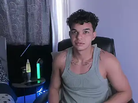 Snapshot of samm_sv chatting on March 7, 2025, 9:38 pm samm sv online show from March 7, 2025, 9:38 pm