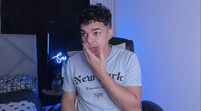 Snapshot of samm_sv chatting on March 14, 2025, 4:54 am samm sv online show from March 14, 2025, 4:54 am