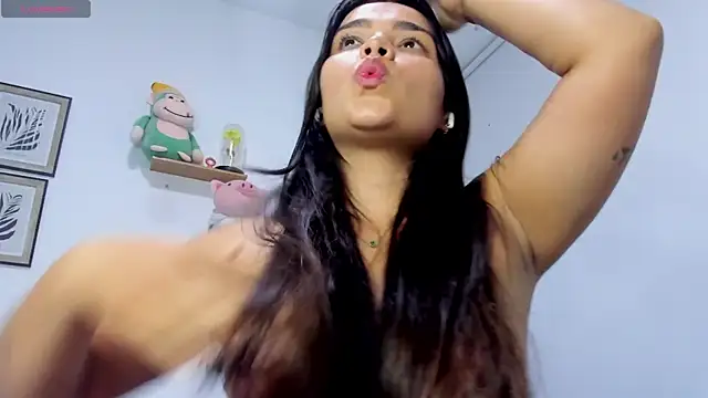 Snapshot of sarita_bigbooty_ chatting on June 7, 2026, 10:08 am sarita bigbooty online show from June 7, 2026, 10:08 am