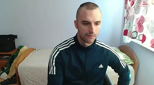 Snapshot of OskarBreno chatting on February 11, 2025, 2:24 pm OskarBreno online show from February 11, 2025, 2:24 pm