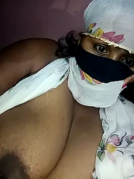 Snapshot of Sweet-jasmin chatting on October 3, 2025, 9:06 am Sweet-jasmin online show from October 3, 2025, 9:06 am