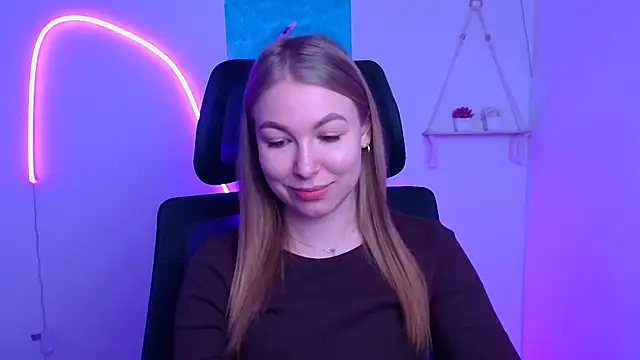 Dana flowers online show from December 20, 2025, 6:31 am