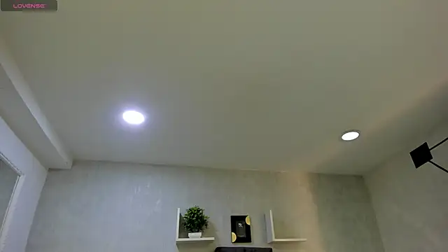 EmiliaRose  online show from October 6, 2025, 8:50 pm