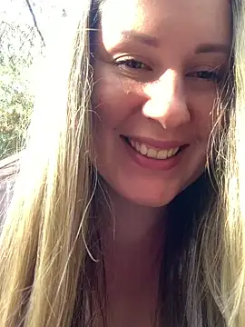 Mona Plus online show from February 19, 2025, 8:41 pm