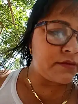 promiscuous-indecent-momm online show from February 13, 2025, 7:42 pm