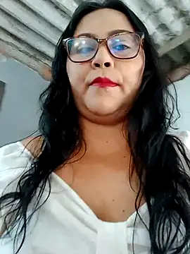 promiscuous-indecent-momm online show from September 21, 2025, 1:35 pm