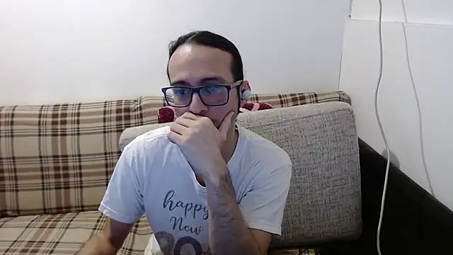 cholitohermoso online show from July 6, 2026, 3:03 pm