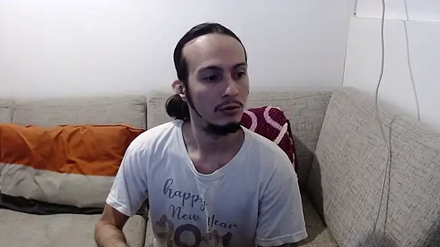 cholitohermoso online show from July 26, 2026, 3:19 pm