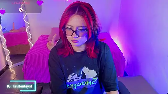 Snapshot of kristen_tay chatting on September 24, 2025, 3:43 am kristen tay online show from September 24, 2025, 3:43 am