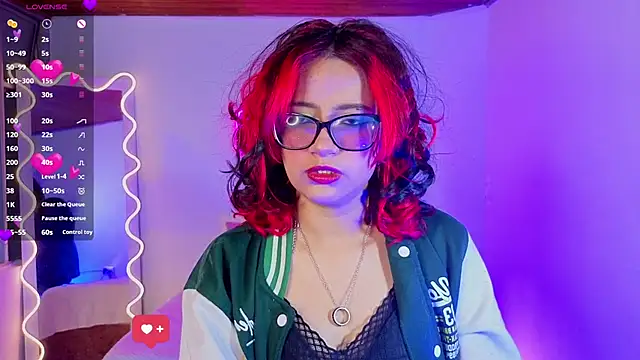 Snapshot of kristen_tay chatting on October 20, 2025, 3:29 am kristen tay online show from October 20, 2025, 3:29 am