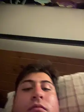 Snapshot of danyh2023 chatting on February 12, 2025, 9:22 pm danyh2023 online show from February 12, 2025, 9:22 pm