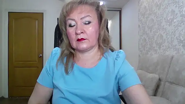 Victoria secrets  online show from October 8, 2025, 4:32 am