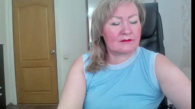 Snapshot of Victoria_secrets_ chatting on August 3, 2026, 2:00 pm Victoria secrets online show from August 3, 2026, 2:00 pm