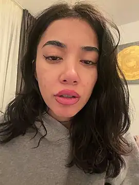 KylieLoveXX online show from January 19, 2026, 4:11 pm