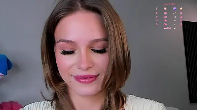 Snapshot of TaiteBayles chatting on September 28, 2025, 1:44 am TaiteBayles online show from September 28, 2025, 1:44 am