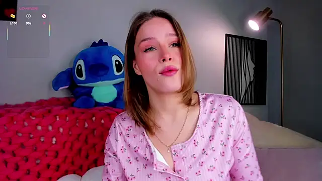 Snapshot of TaiteBayles chatting on October 13, 2025, 1:27 am TaiteBayles online show from October 13, 2025, 1:27 am