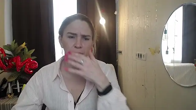 TessaDaybreak online show from February 21, 2025, 7:34 am