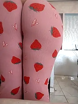 Snapshot of Dalou3a-69 chatting on September 30, 2025, 9:58 am Dalou3a-69 online show from September 30, 2025, 9:58 am