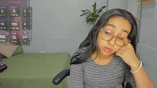 Snapshot of lucelly_15 chatting on March 6, 2026, 11:39 am lucelly 15 online show from March 6, 2026, 11:39 am